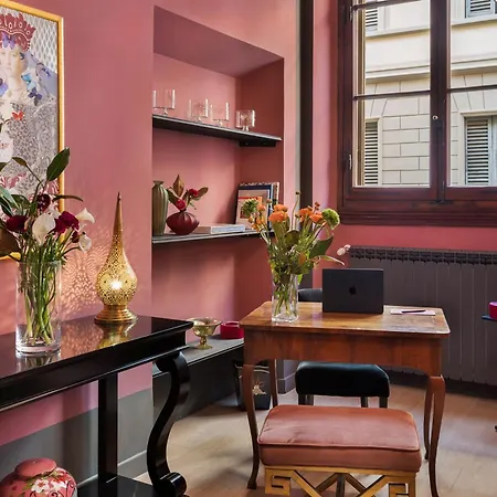 Affittacamere Palazzo Branchi - Luxury 3*